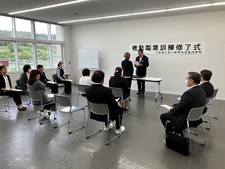 修了証書授与