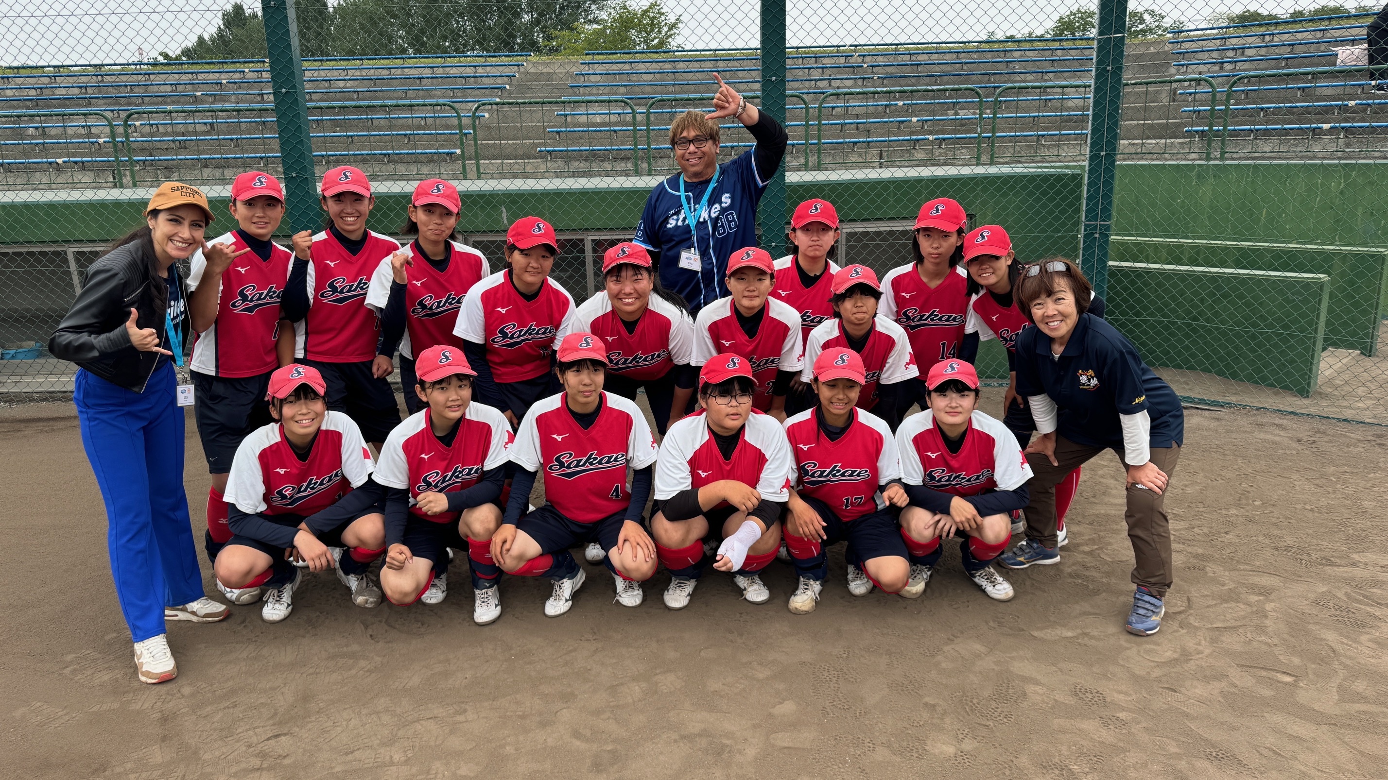 ソフトボール交流事業の様子