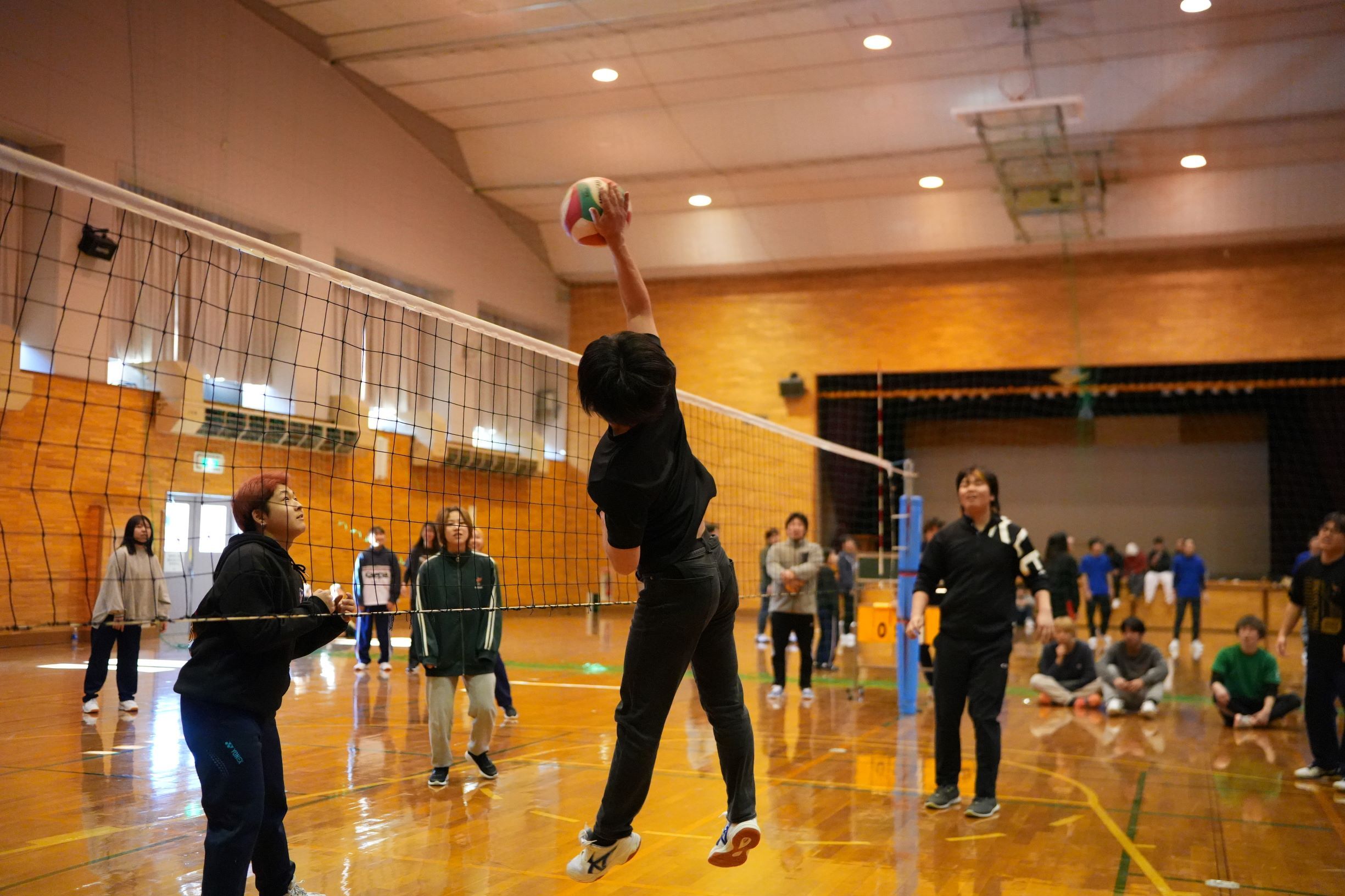 01 volley1.JPG