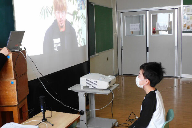 函館市立赤川小学校との交流の様子（3）